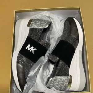 Micheal Kors sneakers